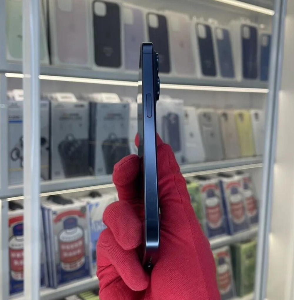 iPhone 15 Pro, 256 ГБ б/у