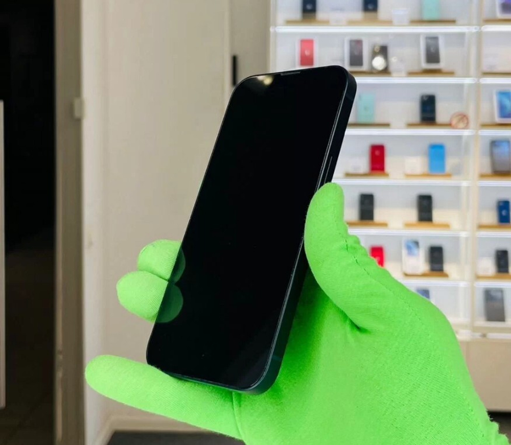 iPhone 13, 128 ГБ б/у