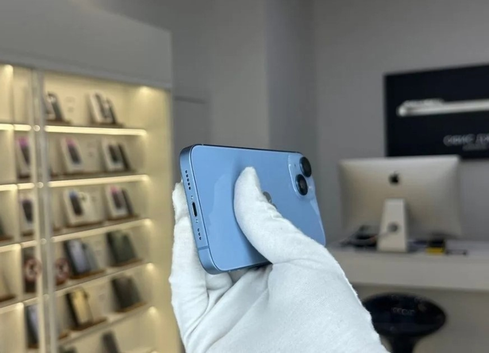 iPhone 14, 256 ГБ б/у