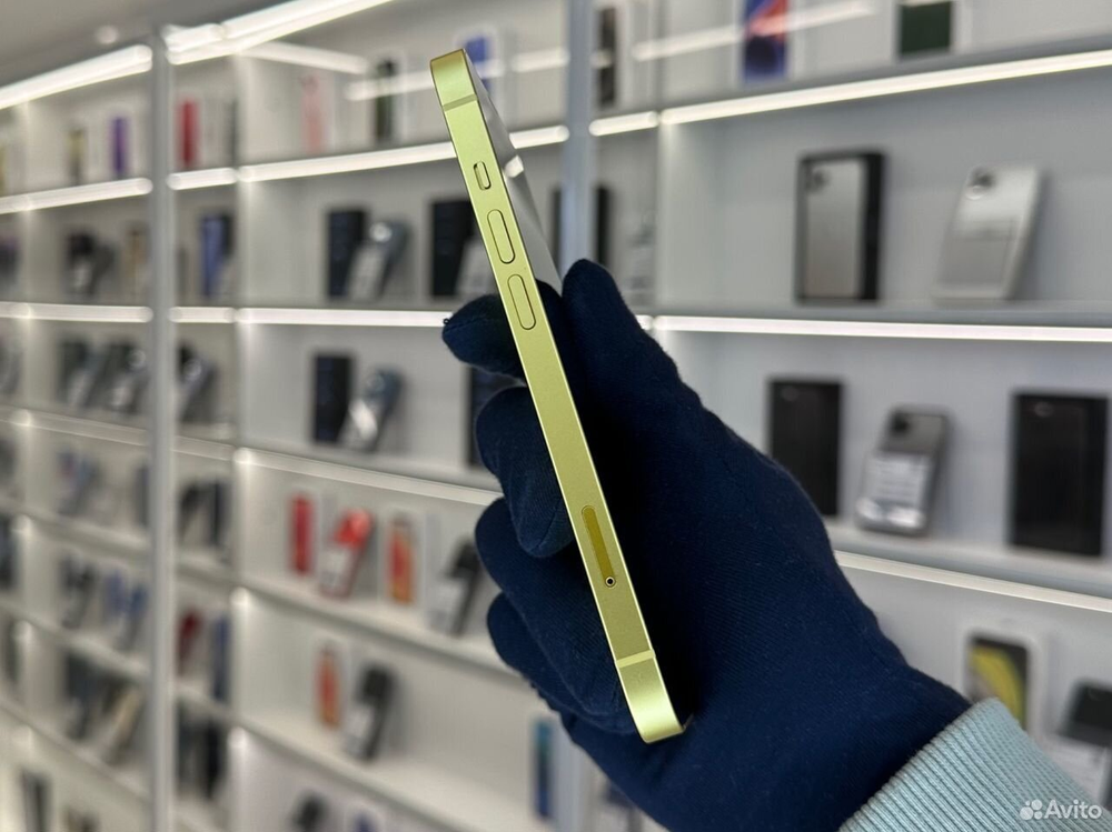 iPhone 14, 256 ГБ б/у