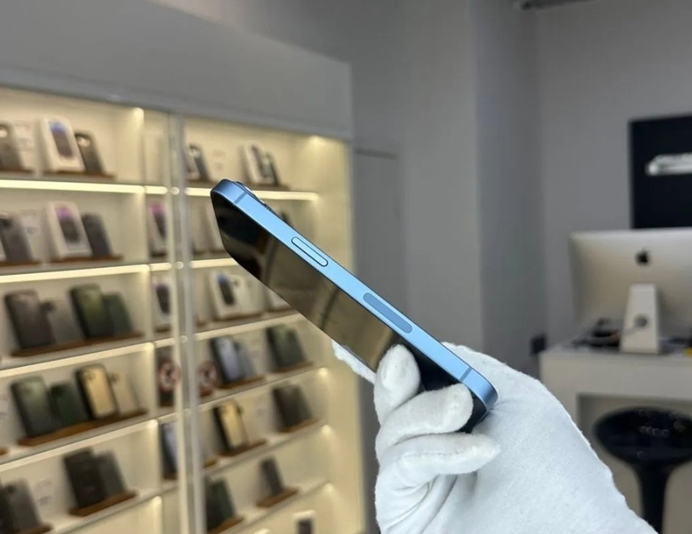 iPhone 14, 256 ГБ б/у