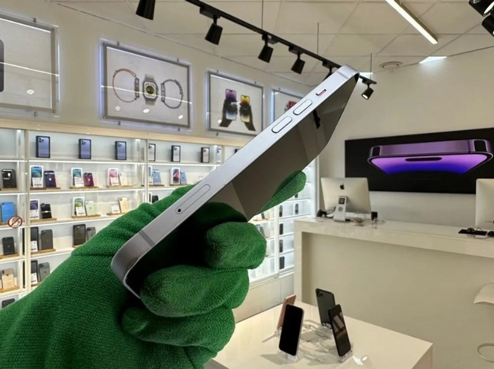 iPhone 14, 256 ГБ б/у