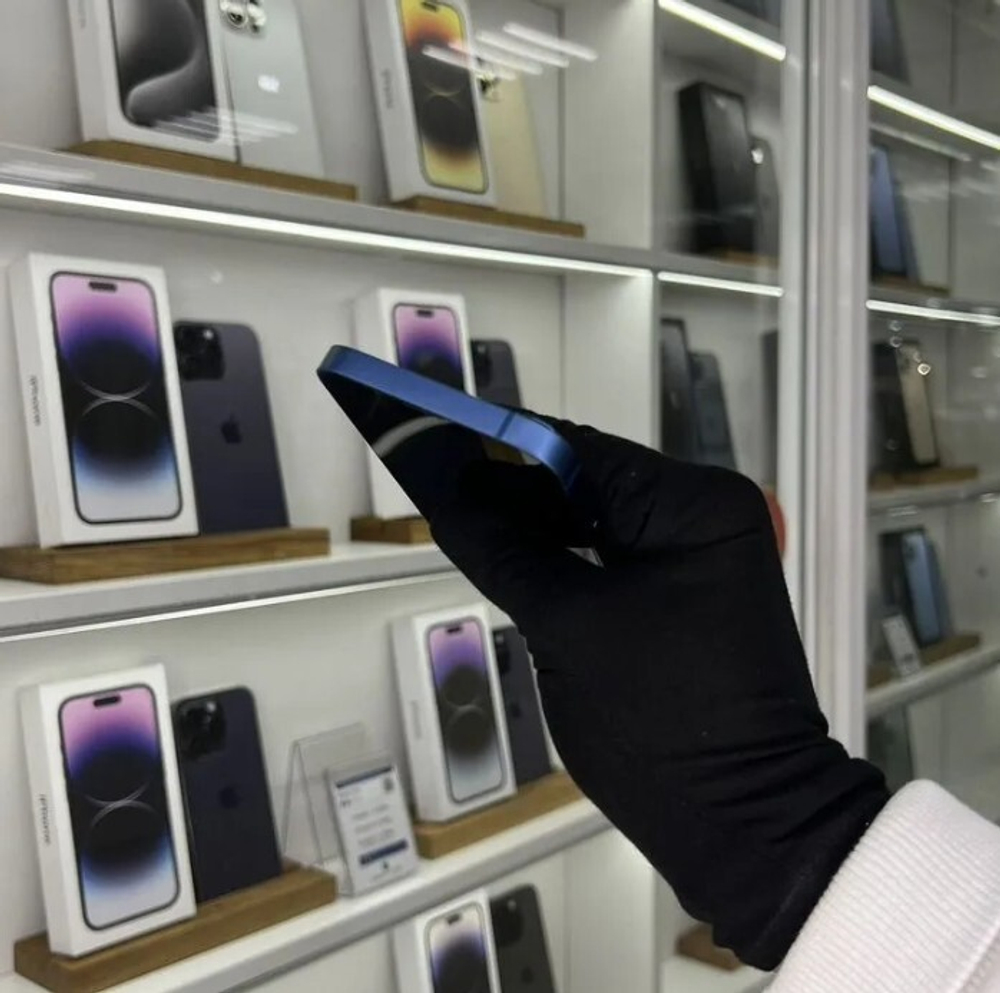 iPhone 13, 128 ГБ б/у