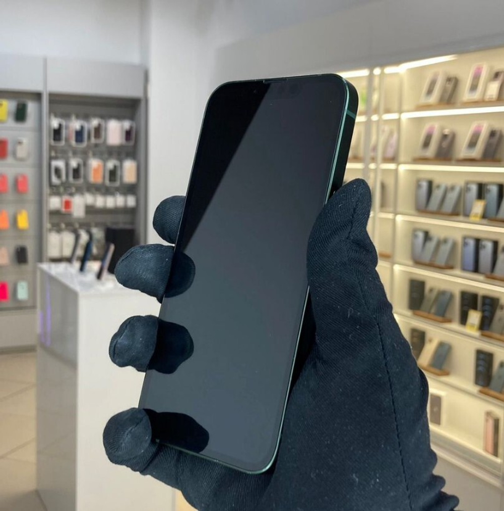 iPhone 13, 256 ГБ б/у