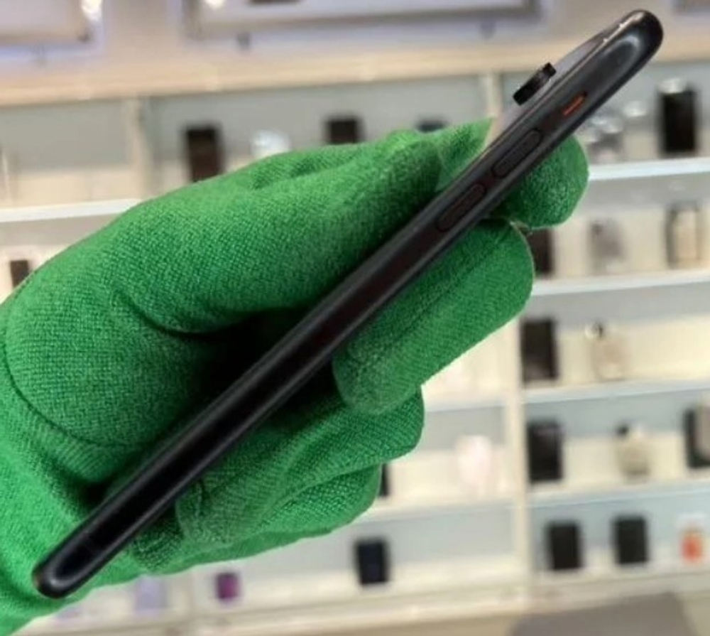 iPhone XR, 64 ГБ б/у