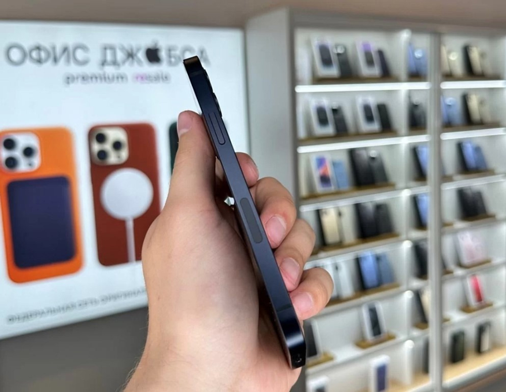 iPhone 12, 128 ГБ б/у