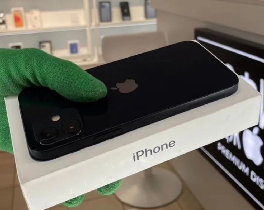 iPhone 12 64 ГБ б/у