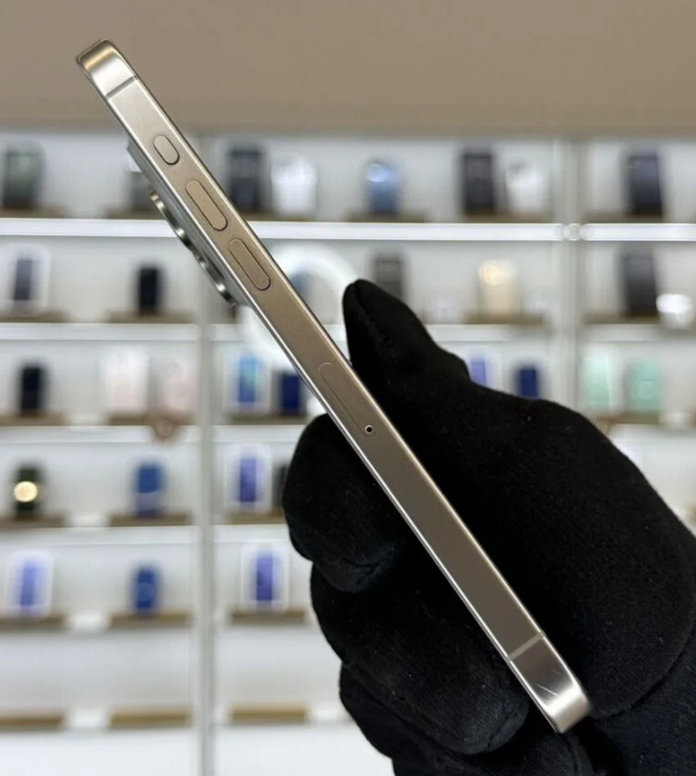 iPhone 16 Pro, 256 ГБ б/у