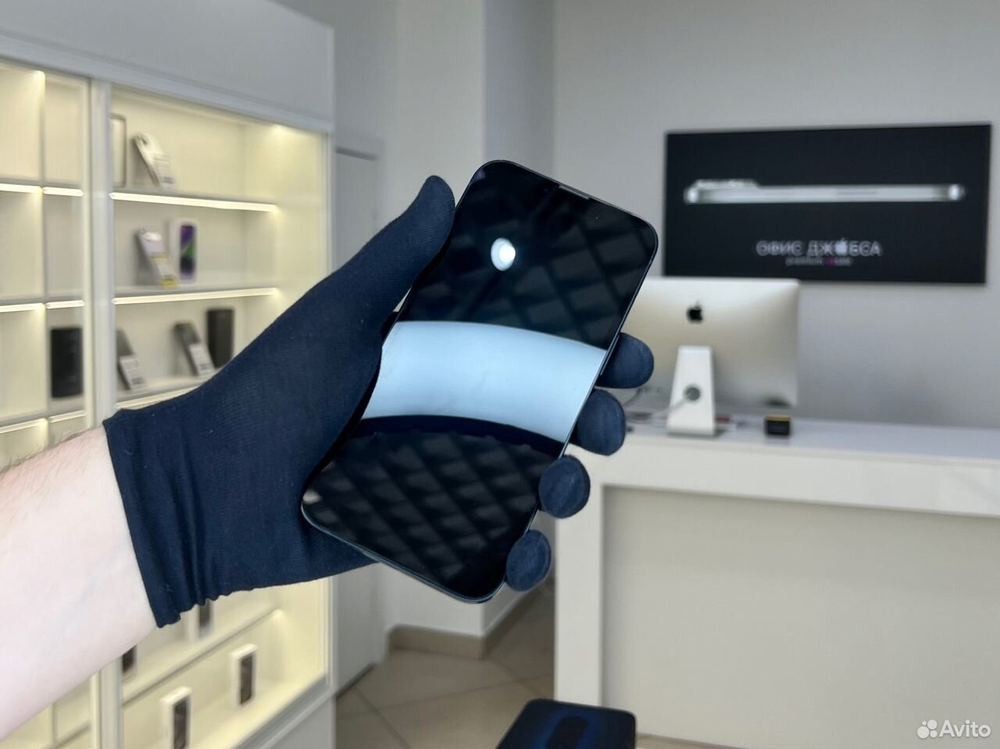 iPhone 13, 256 ГБ б/у