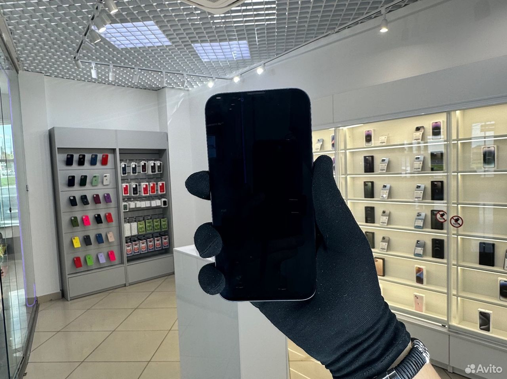iPhone 14, 256 ГБ б/у
