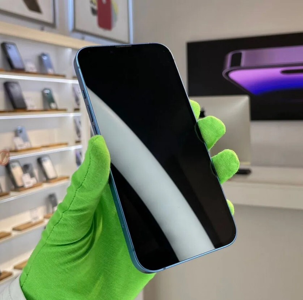 iPhone 13, 128 ГБ б/у