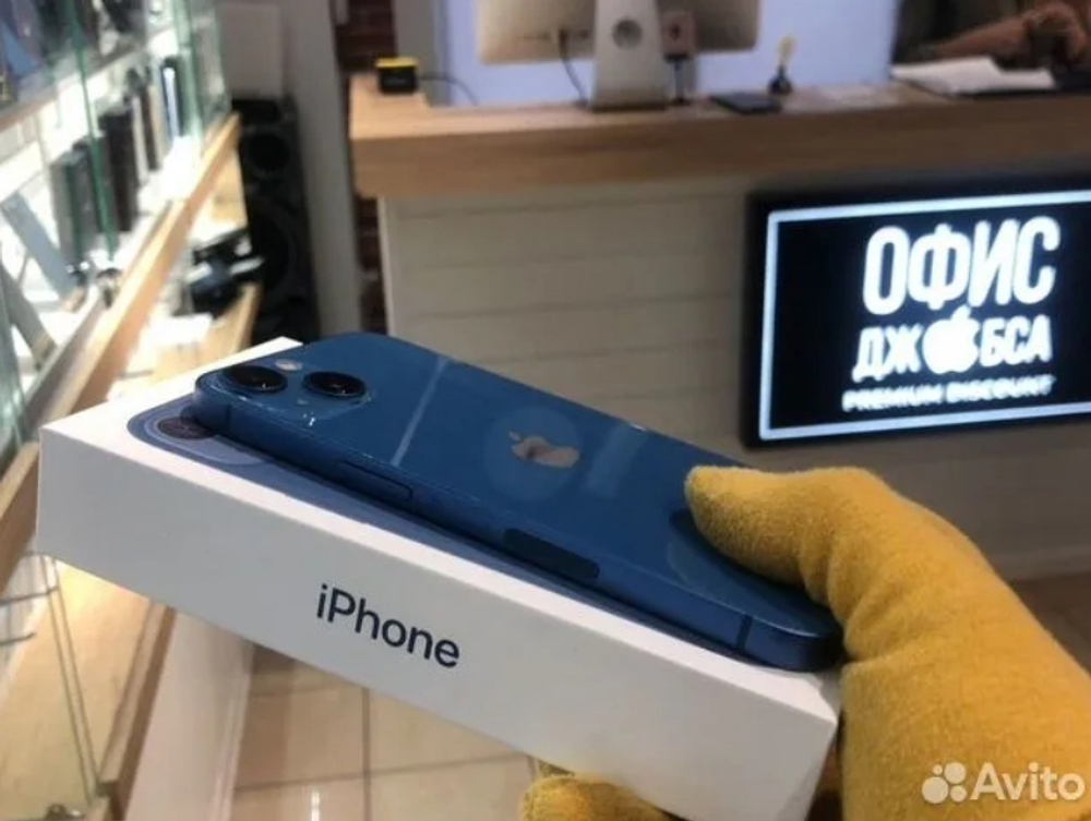 iPhone 13, 256 ГБ б/у