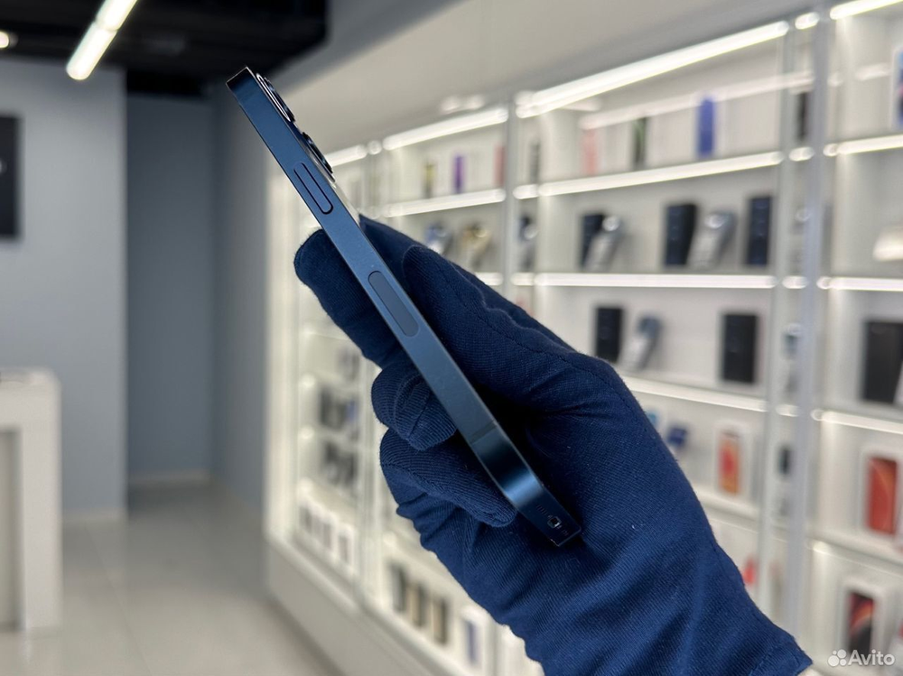 iPhone 13, 256 ГБ б/у