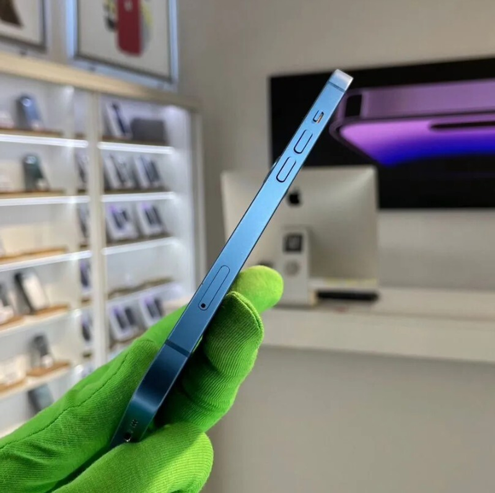 iPhone 13, 128 ГБ б/у