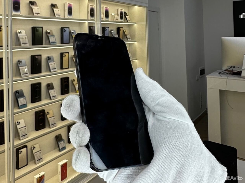 iPhone 12, 64 ГБ б/у