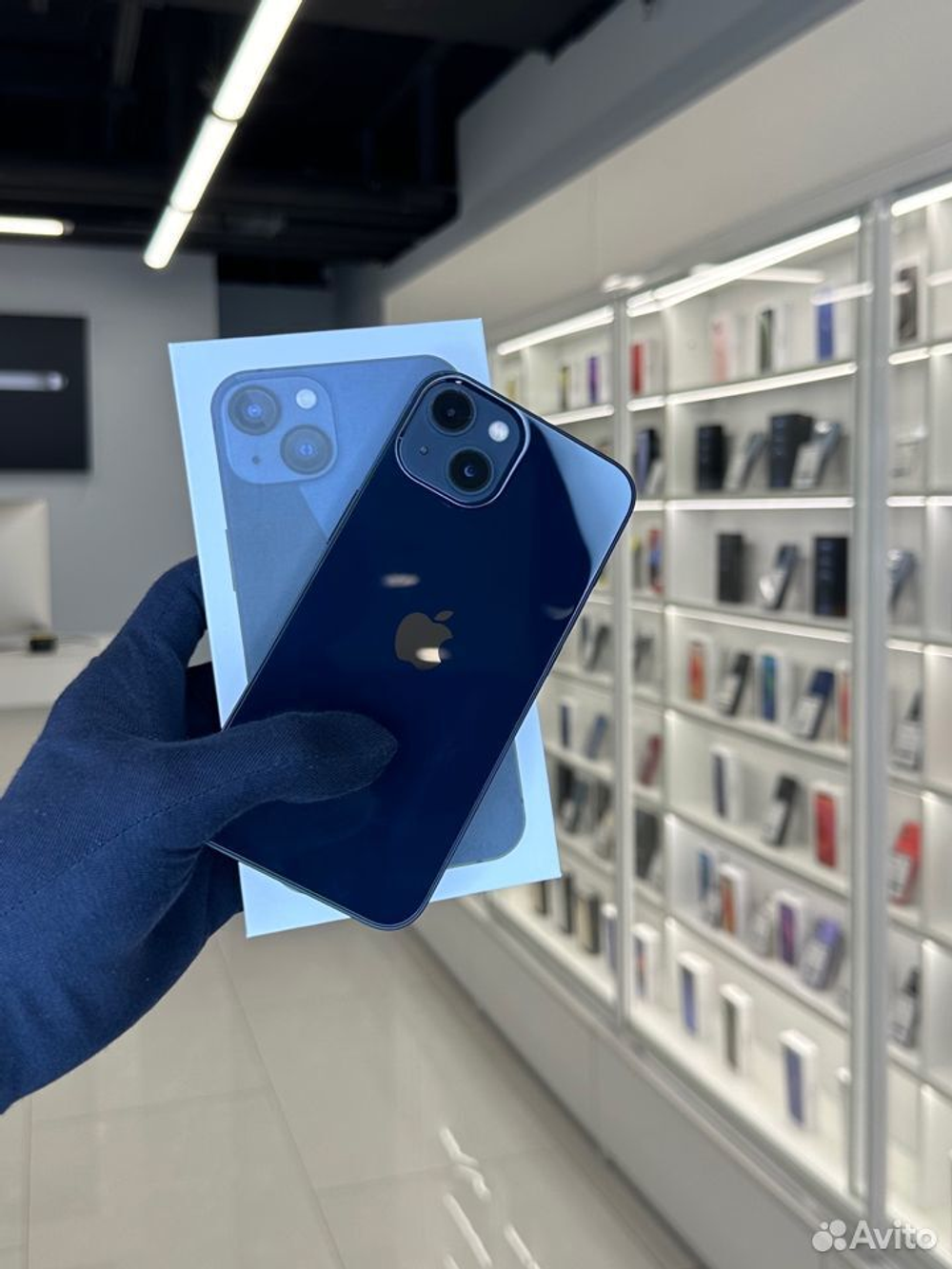 iPhone 13, 256 ГБ б/у