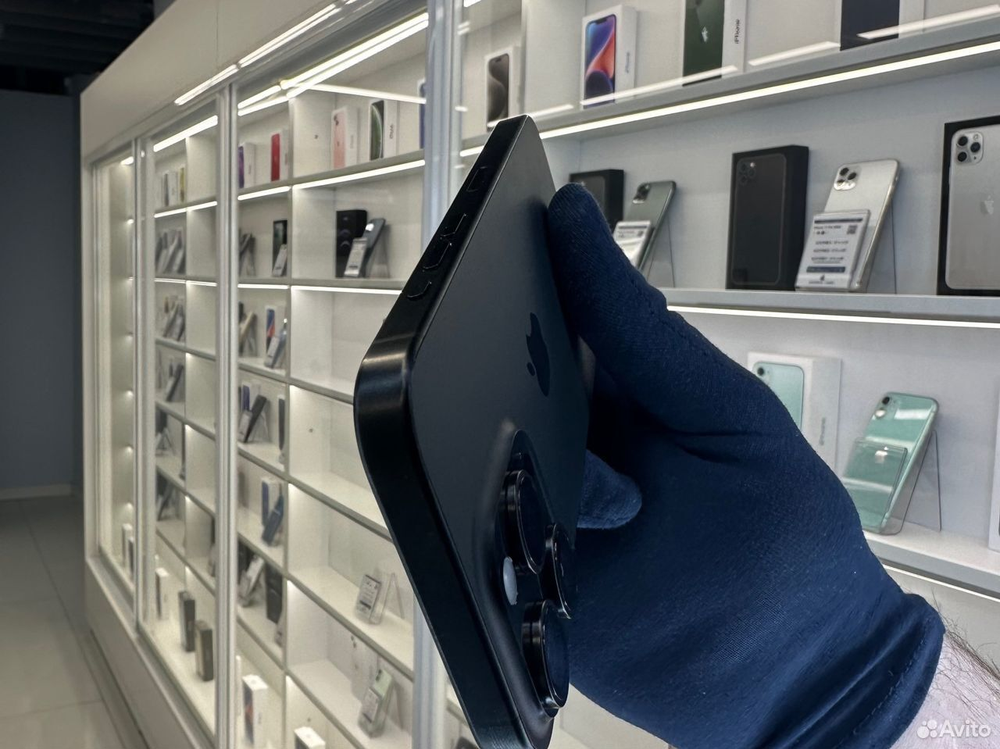 iPhone 15 Pro, 256 ГБ б/у