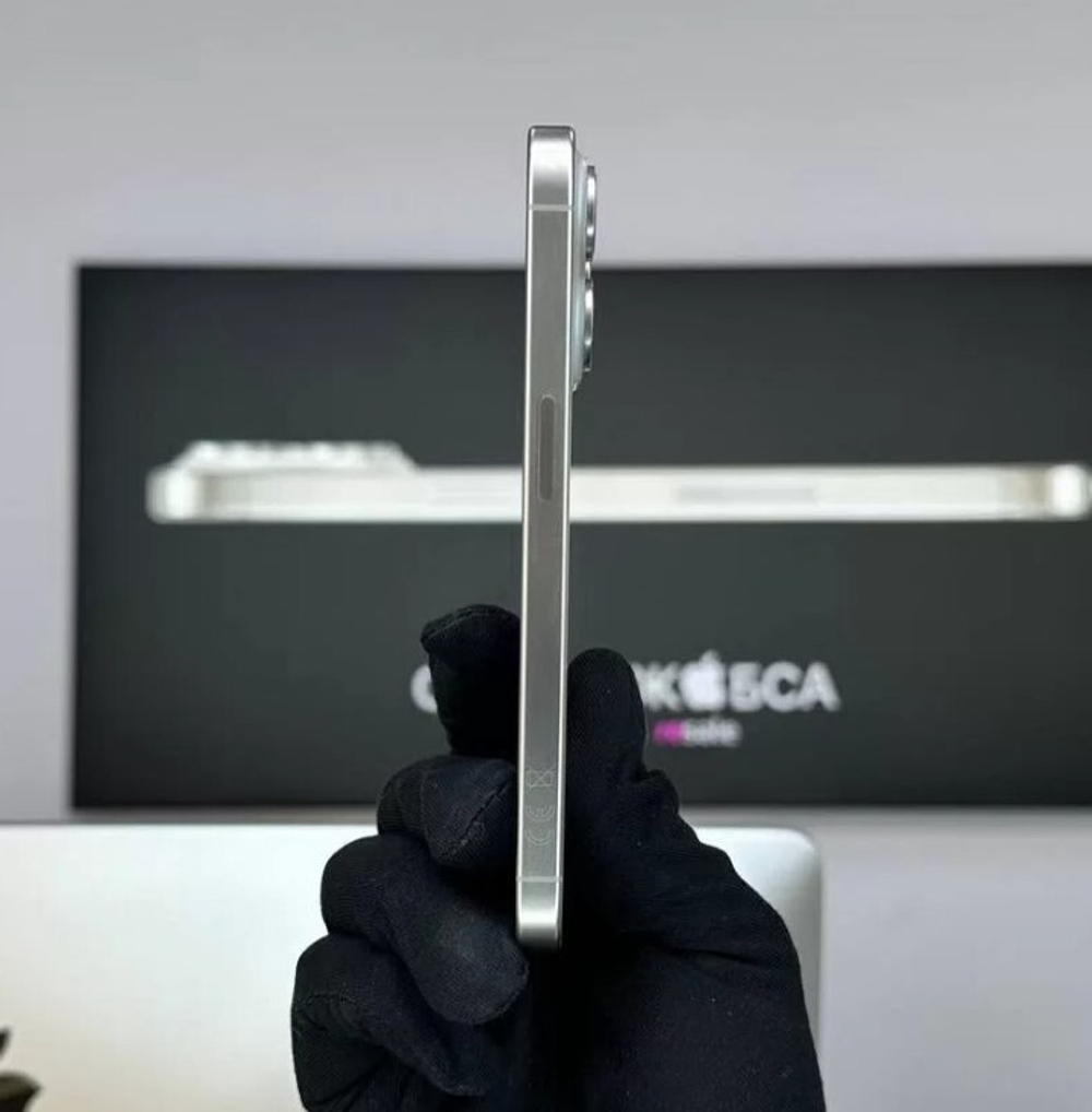 iPhone 15 Pro, 256 ГБ б/у