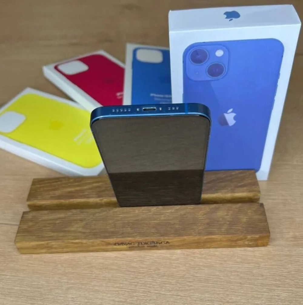iPhone 13, 256 ГБ б/у