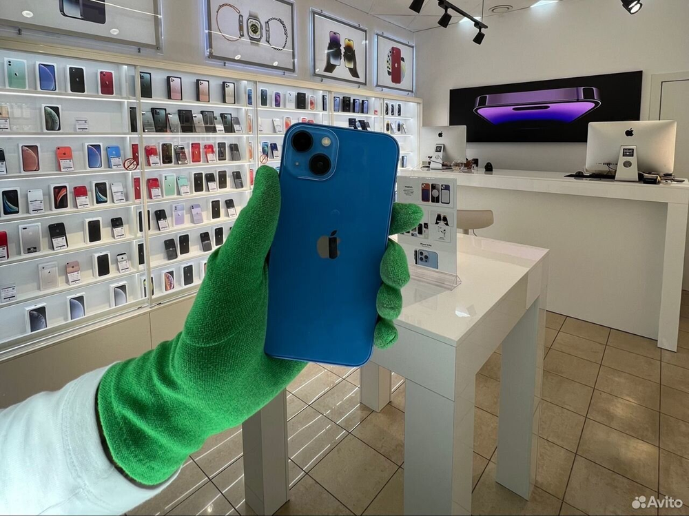 iPhone 13, 256 ГБ б/у