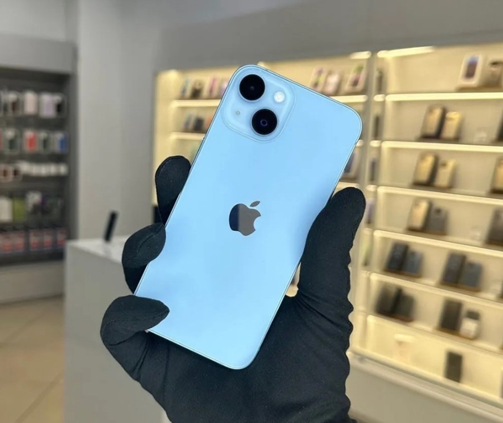 iPhone 14, 256 ГБ б/у