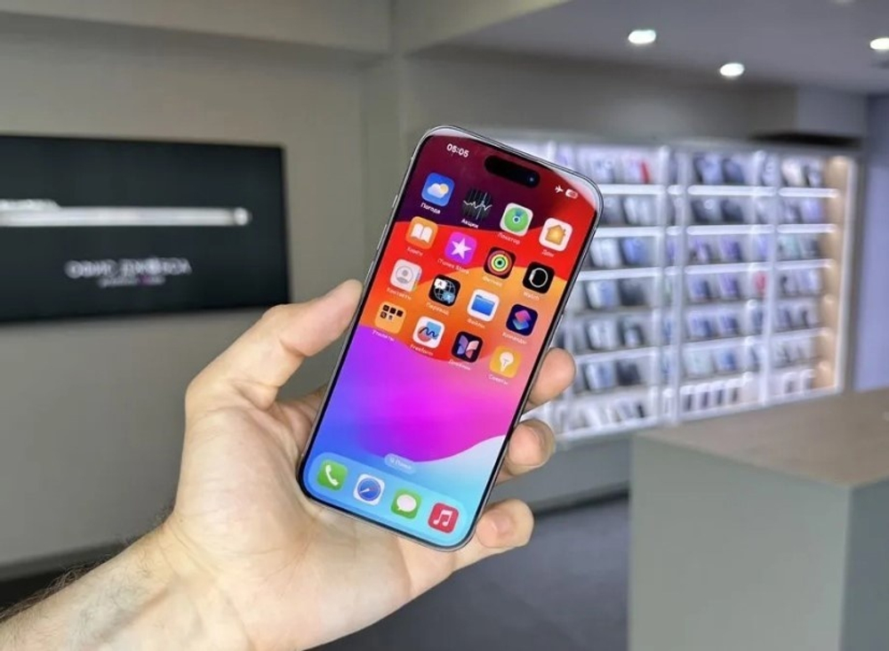 iPhone 15 Pro, 256 ГБ б/у