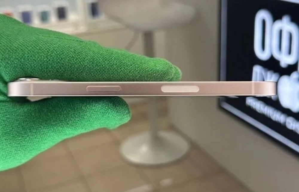 iPhone 13, 256 ГБ б/у