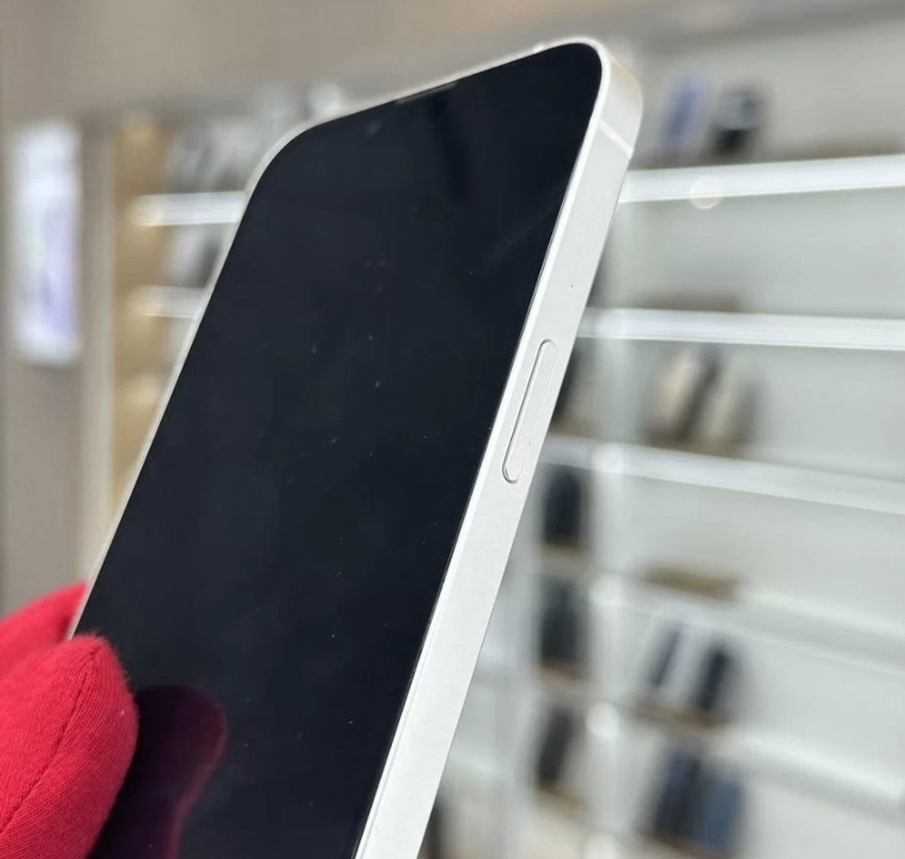 iPhone 13, 128 ГБ б/у