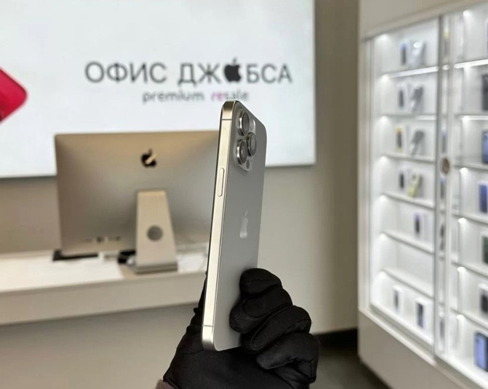 iPhone 15 Pro Max, 512 ГБ б/у