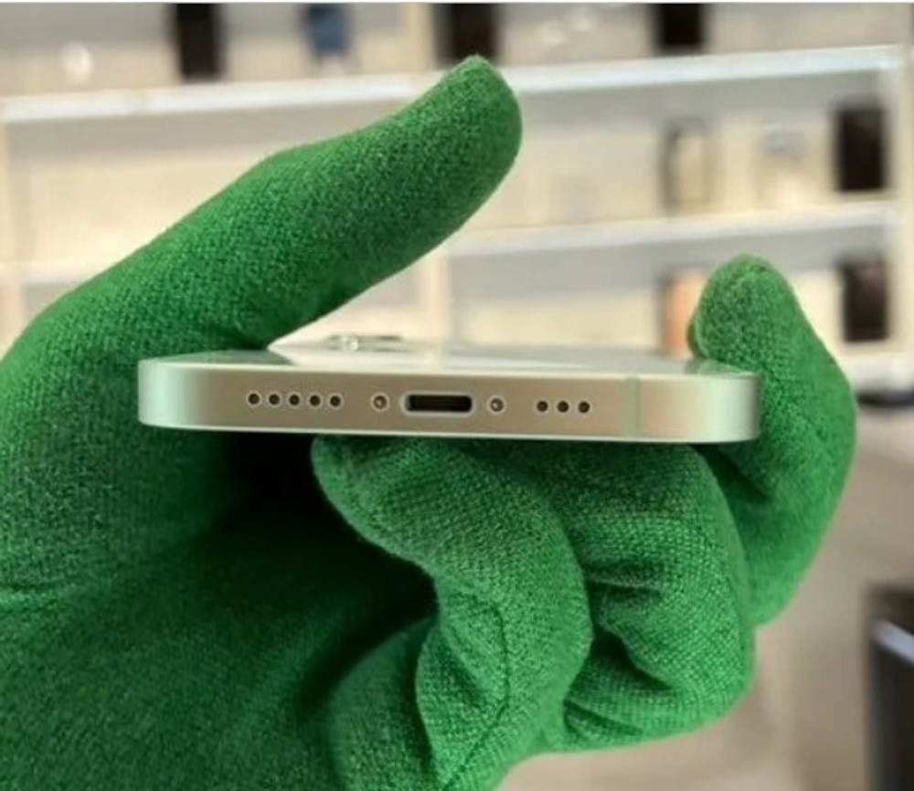 iPhone 12 64 ГБ б/у
