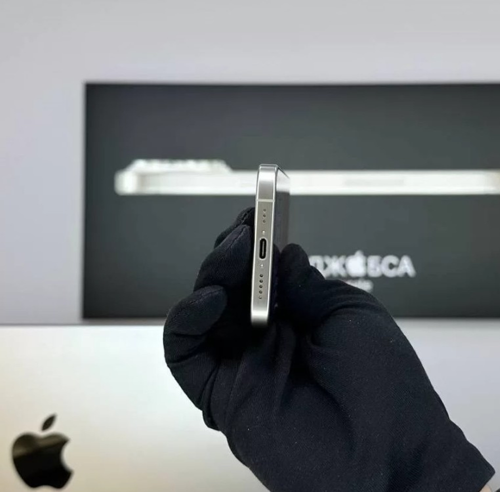 iPhone 15 Pro Max, 256 ГБ б/у