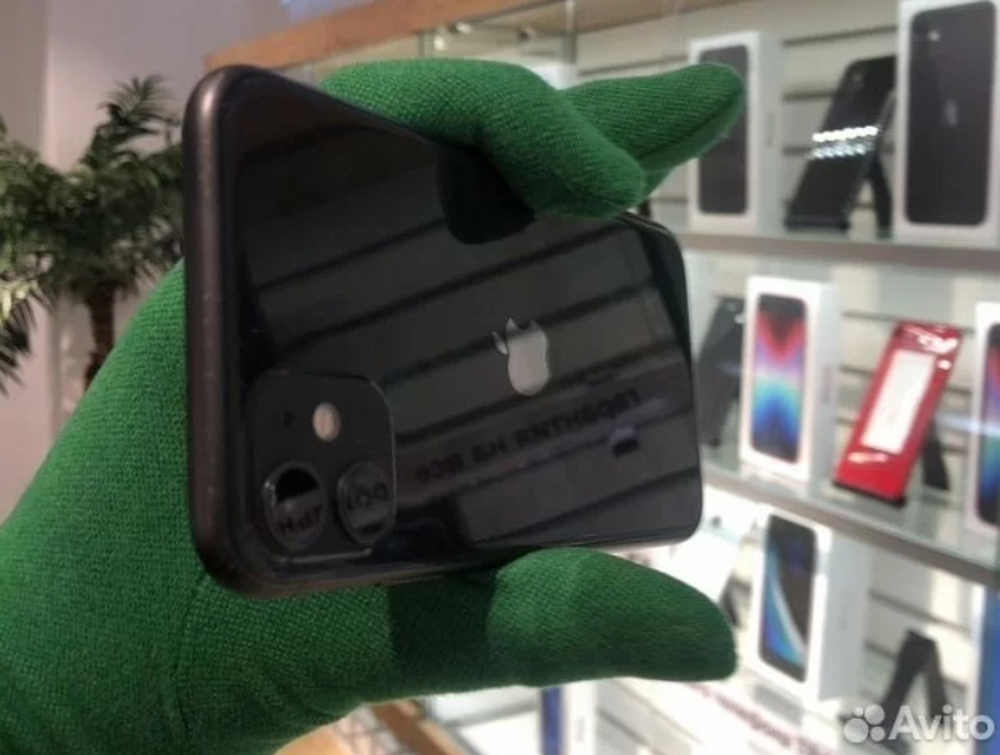 iPhone 11 64 ГБ б/у