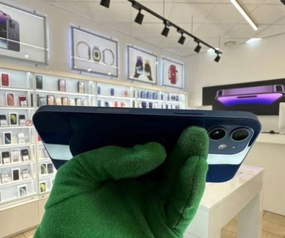 iPhone 12, 256 ГБ б/у
