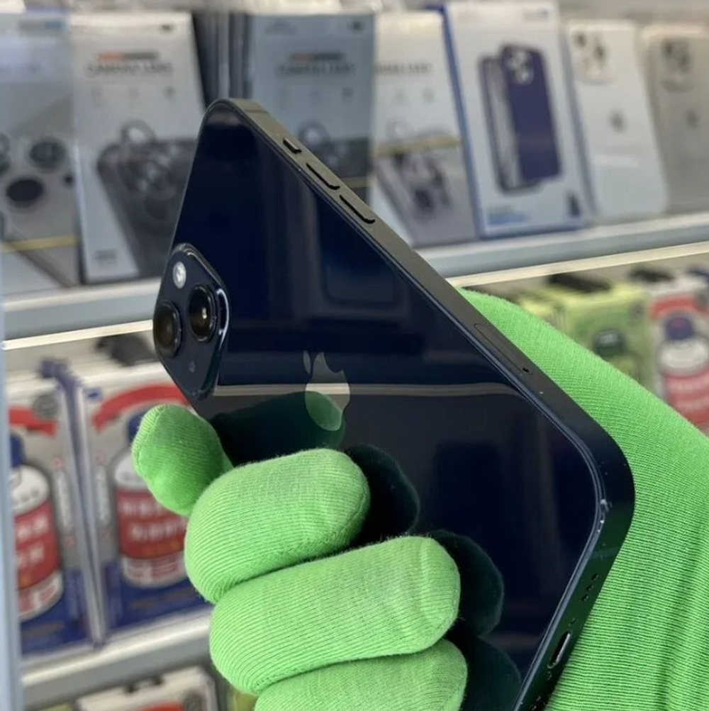 iPhone 13, 128 ГБ б/у