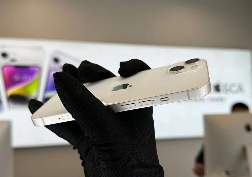 iPhone 13, 128 ГБ б/у