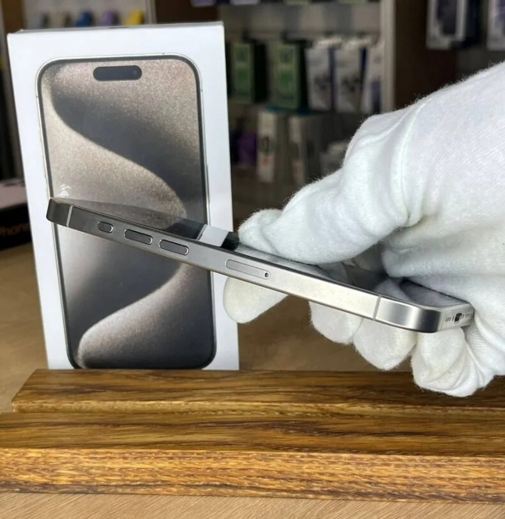 iPhone 15 Pro, 256 ГБ б/у