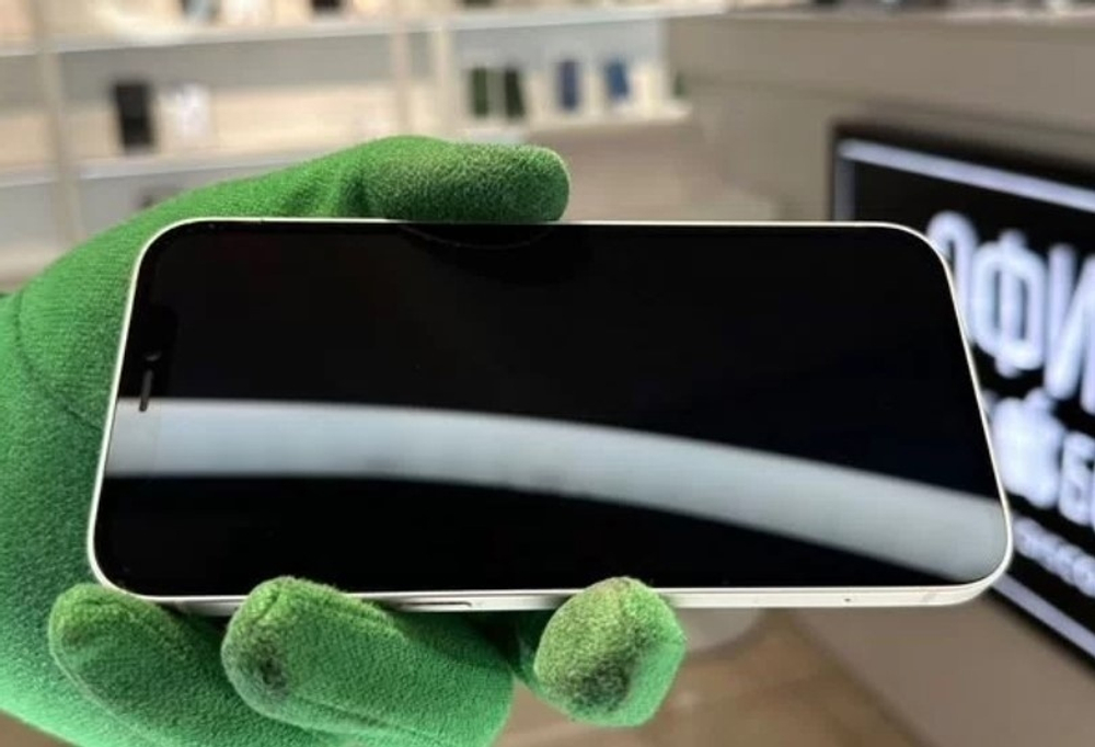 iPhone 12 64 ГБ б/у