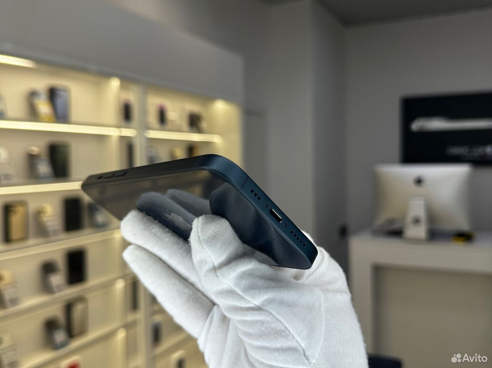 iPhone 13, 256 ГБ б/у