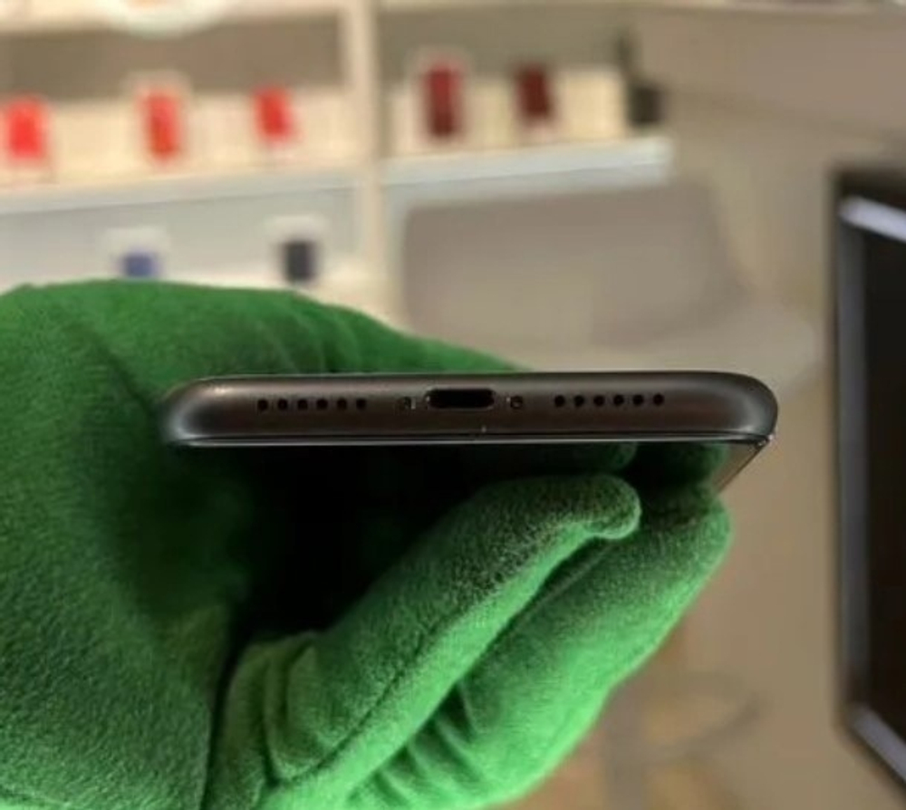 iPhone 11 64 ГБ б/у