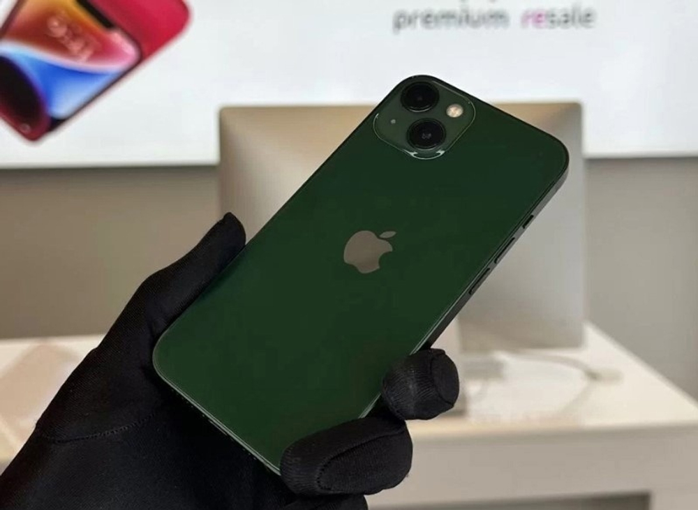 iPhone 13, 256 ГБ б/у