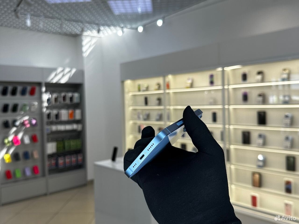 iPhone 14, 256 ГБ б/у