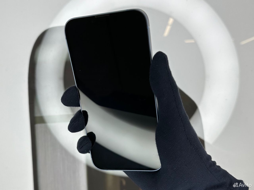 iPhone 14, 256 ГБ б/у
