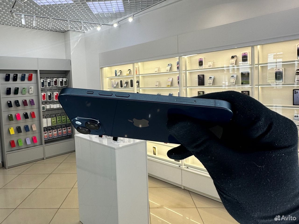 iPhone 14, 256 ГБ б/у
