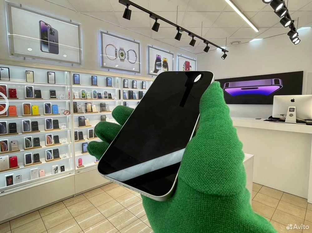 iPhone 13, 128 ГБ б/у