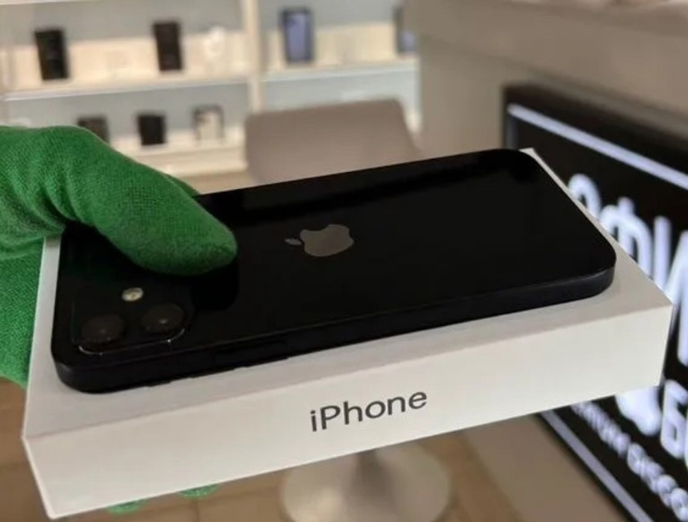 iPhone 12 64 ГБ б/у