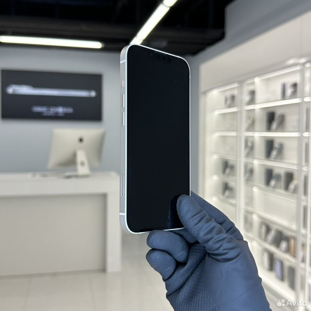 iPhone 13, 256 ГБ б/у