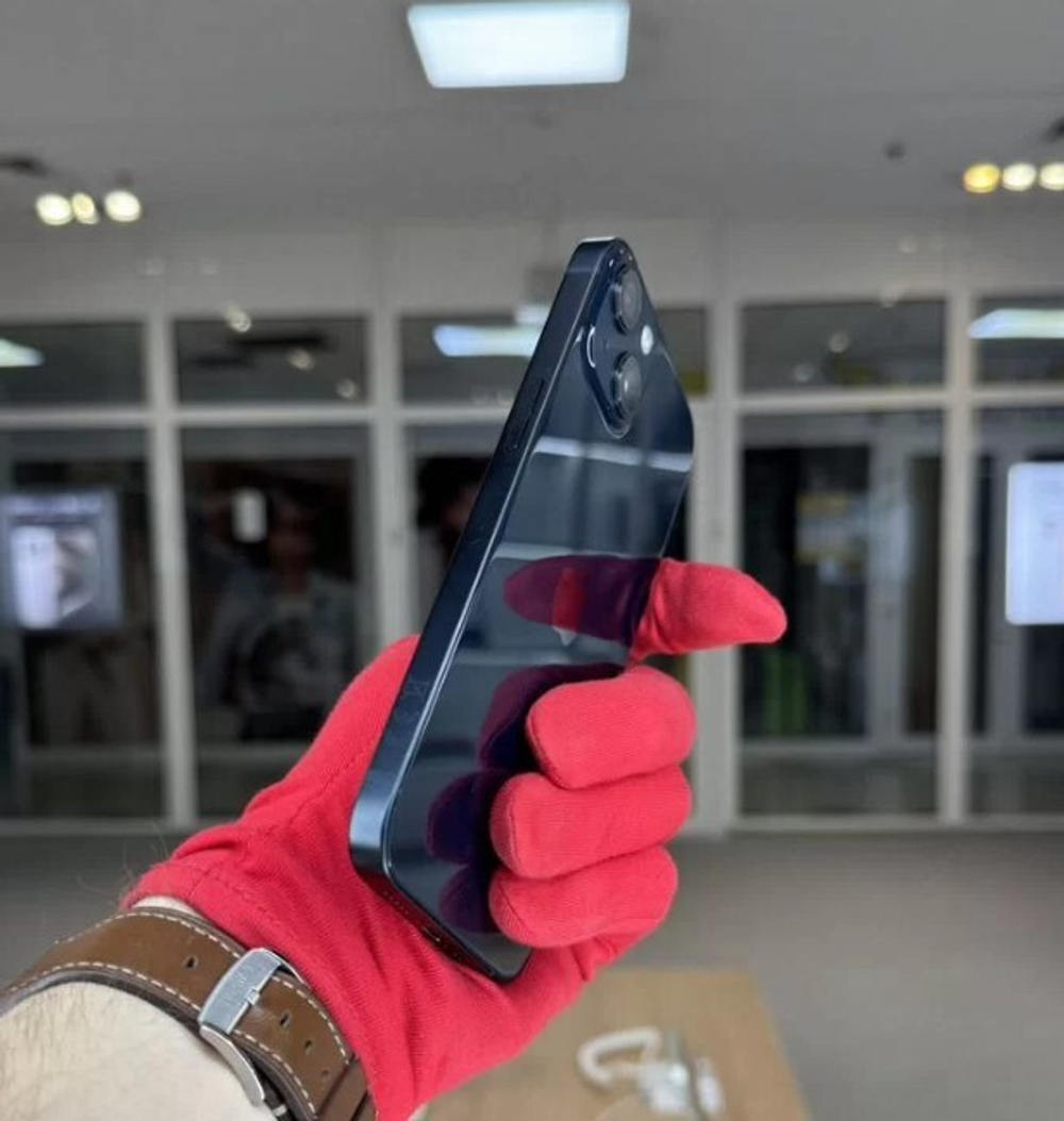 iPhone 13, 256 ГБ б/у
