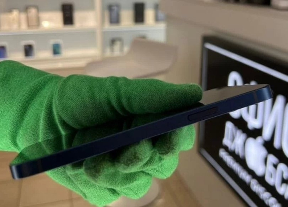 iPhone 12 64 ГБ б/у
