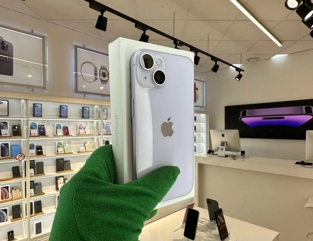 iPhone 14, 256 ГБ б/у