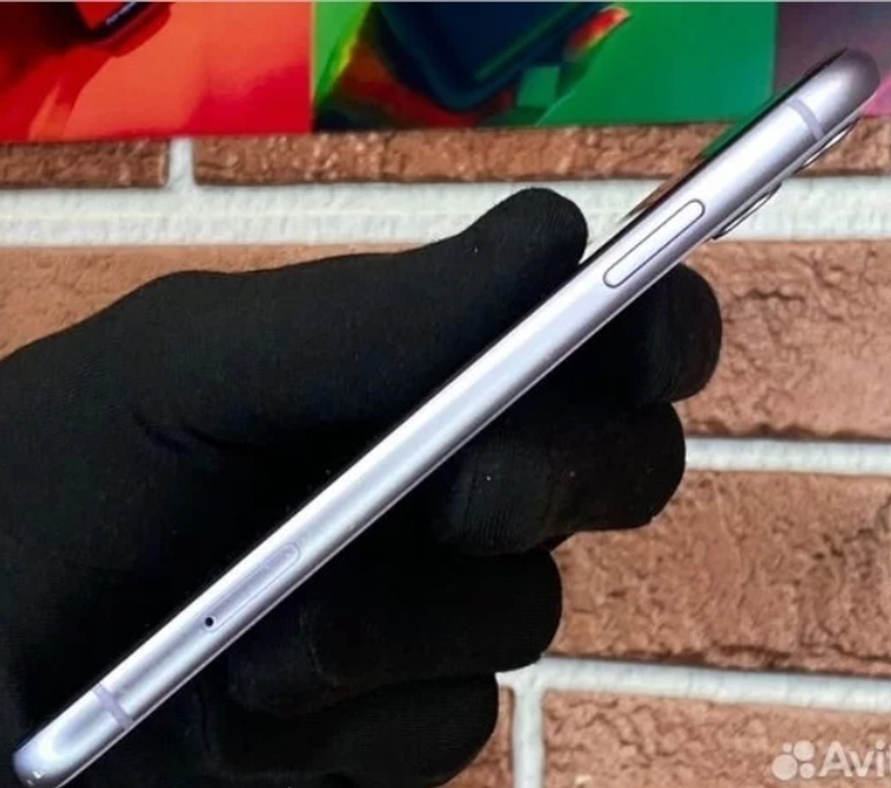 iPhone 11 64 ГБ б/у